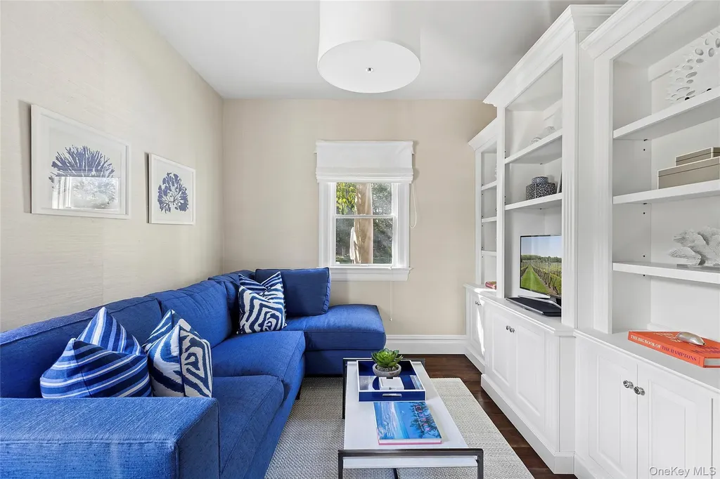 34 Post Fields Lane Quogue NY 11959