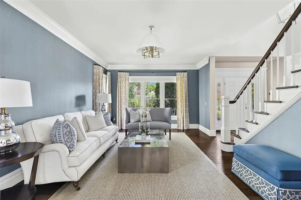 34 Post Fields Lane Quogue NY 11959