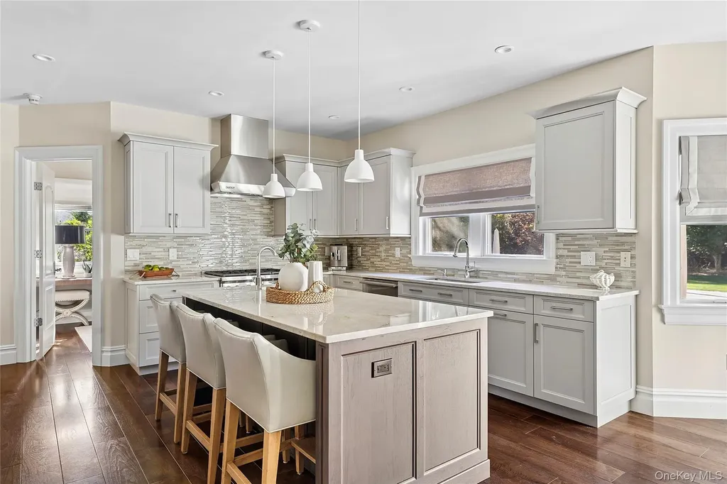 34 Post Fields Lane Quogue NY 11959