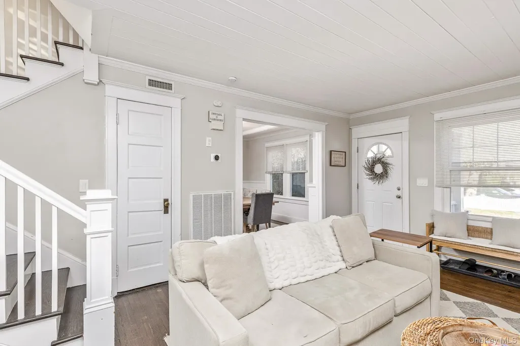 108 Jayne Avenue Patchogue NY 11772