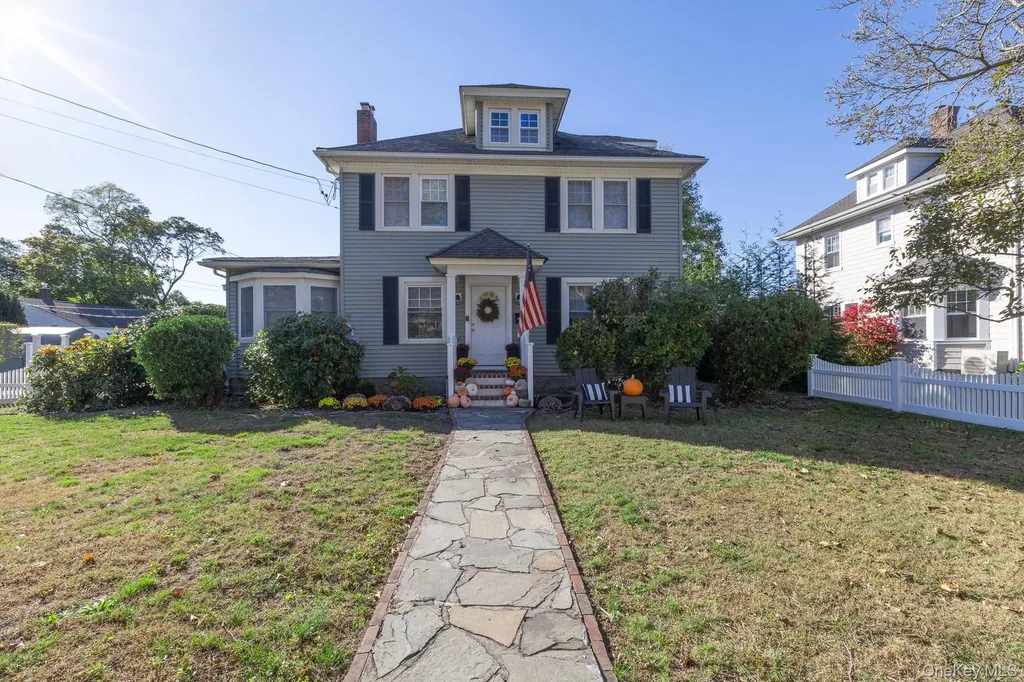 108 Jayne Avenue Patchogue NY 11772
