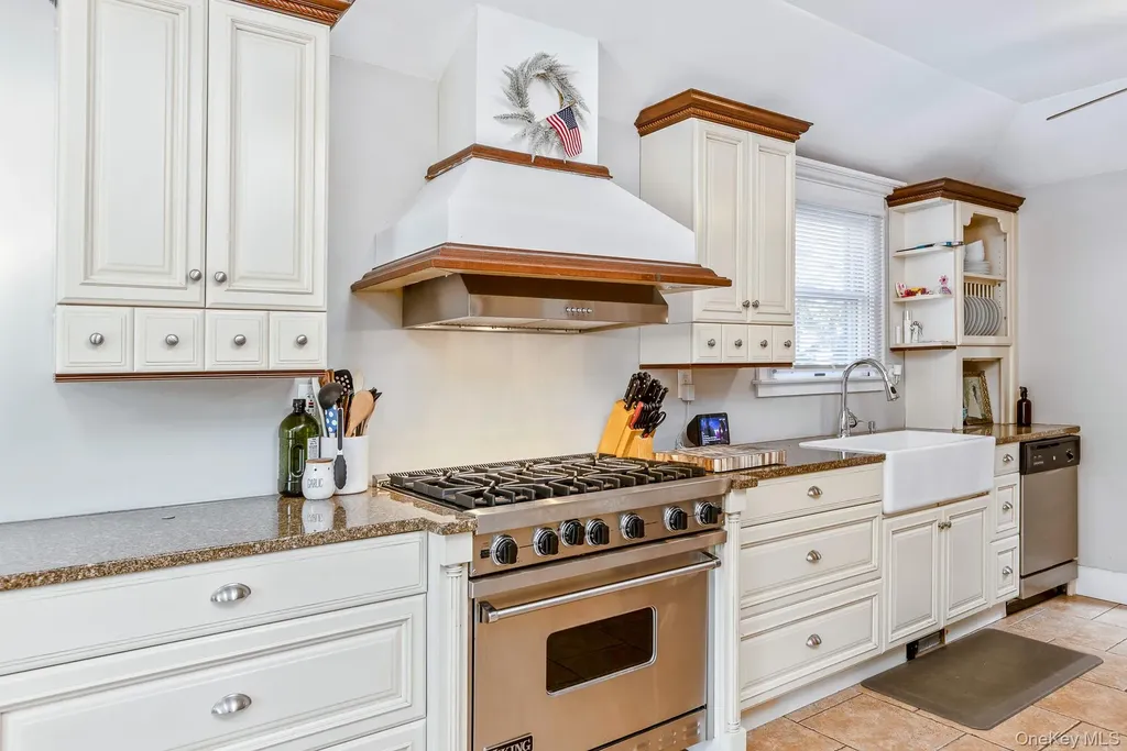 108 Jayne Avenue Patchogue NY 11772