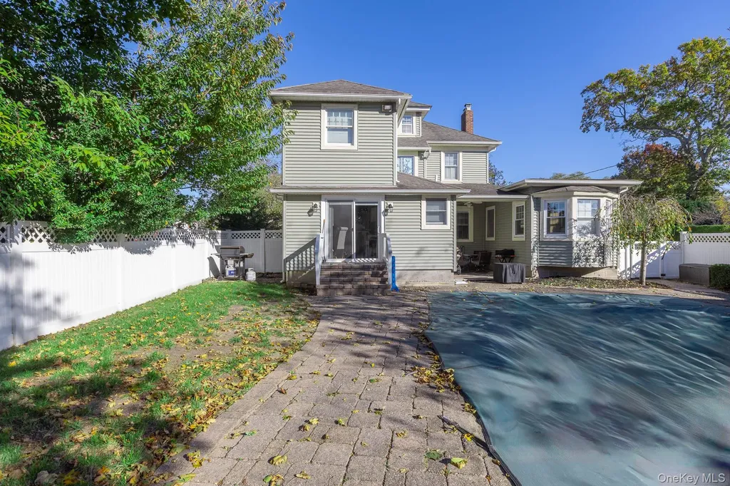 108 Jayne Avenue Patchogue NY 11772