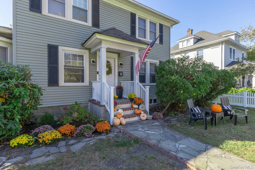 108 Jayne Avenue Patchogue NY 11772