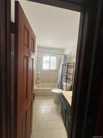 60 New Hampshire Avenue Bay Shore NY 11706
