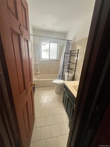 60 New Hampshire Avenue Bay Shore NY 11706