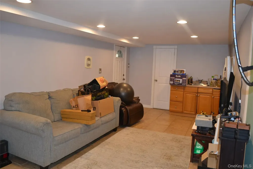 108 Justice Street West Babylon NY 11704