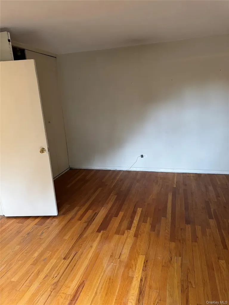 211-40 18th Avenue Bayside NY 11360