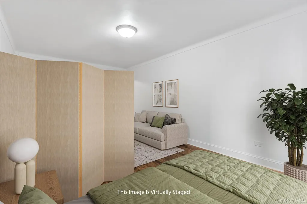 67-12 Yellowstone Boulevard Forest Hills NY 11375