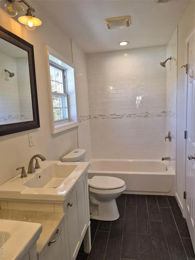 106 Roxbury Drive Commack NY 11725