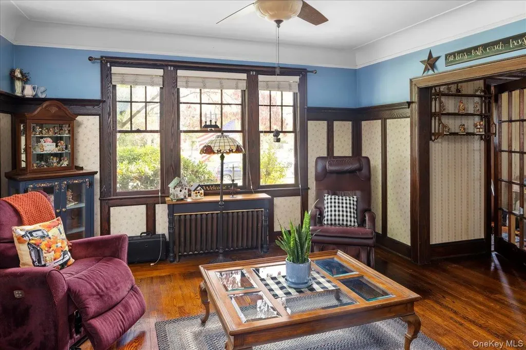 331 Mineola Boulevard Mineola NY 11501