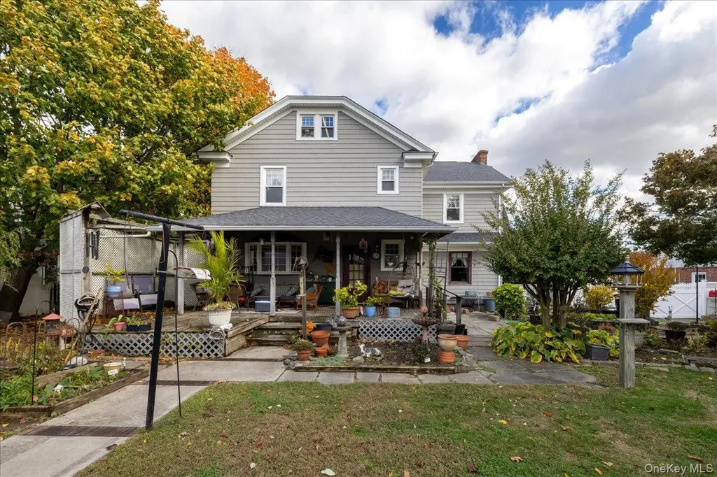 331 Mineola Boulevard Mineola NY 11501