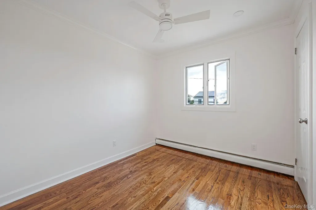 76 Hamilton Avenue Massapequa NY 11758