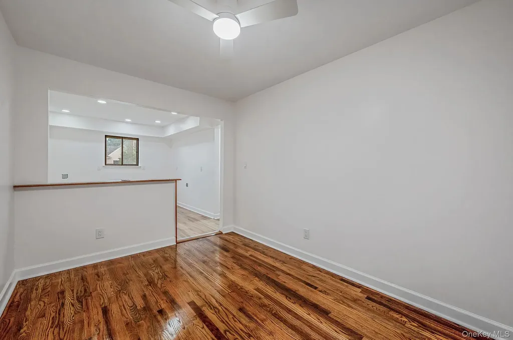 76 Hamilton Avenue Massapequa NY 11758