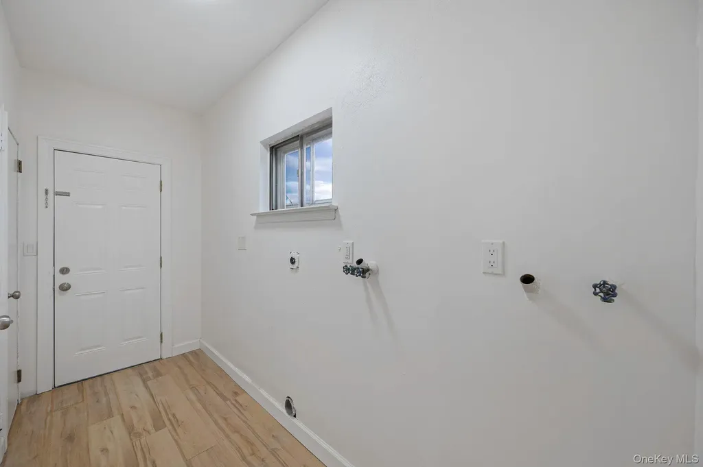 76 Hamilton Avenue Massapequa NY 11758