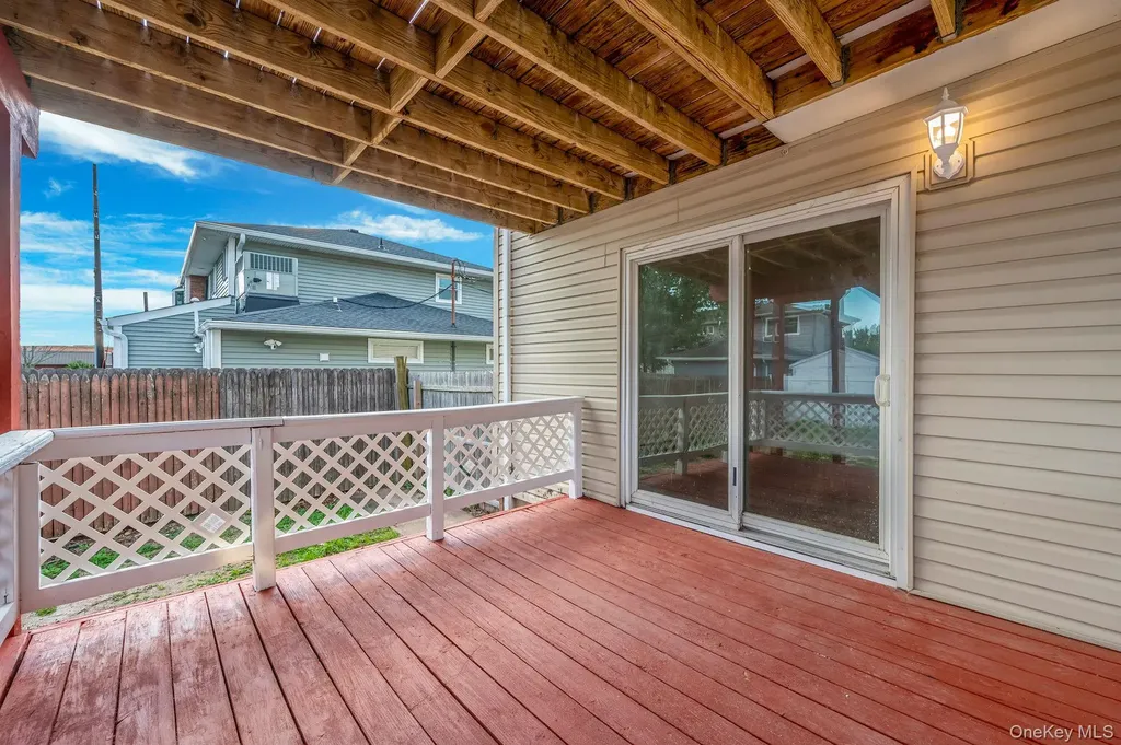 76 Hamilton Avenue Massapequa NY 11758