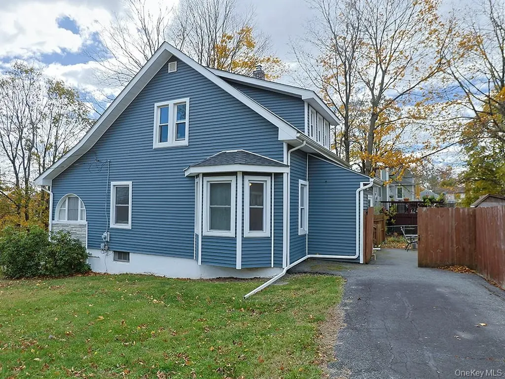211 Prospect Avenue Maybrook NY 12543