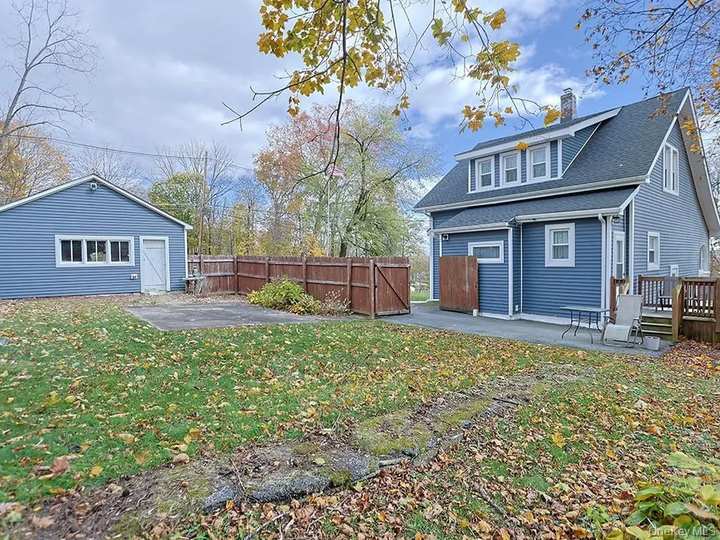 211 Prospect Avenue Maybrook NY 12543