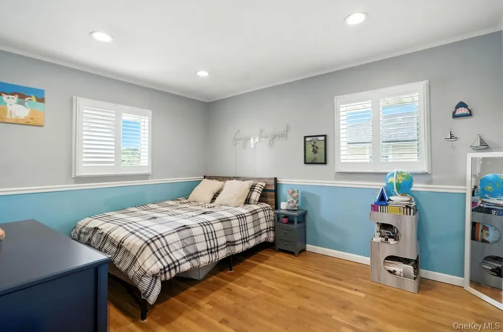 21 Macarthur Avenue Plainview NY 11803