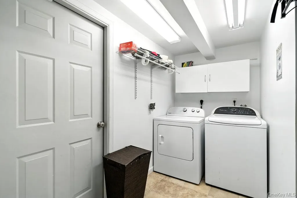 21 Macarthur Avenue Plainview NY 11803