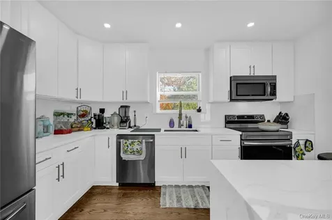 3764 Wood Street Jefferson Valley NY 10535