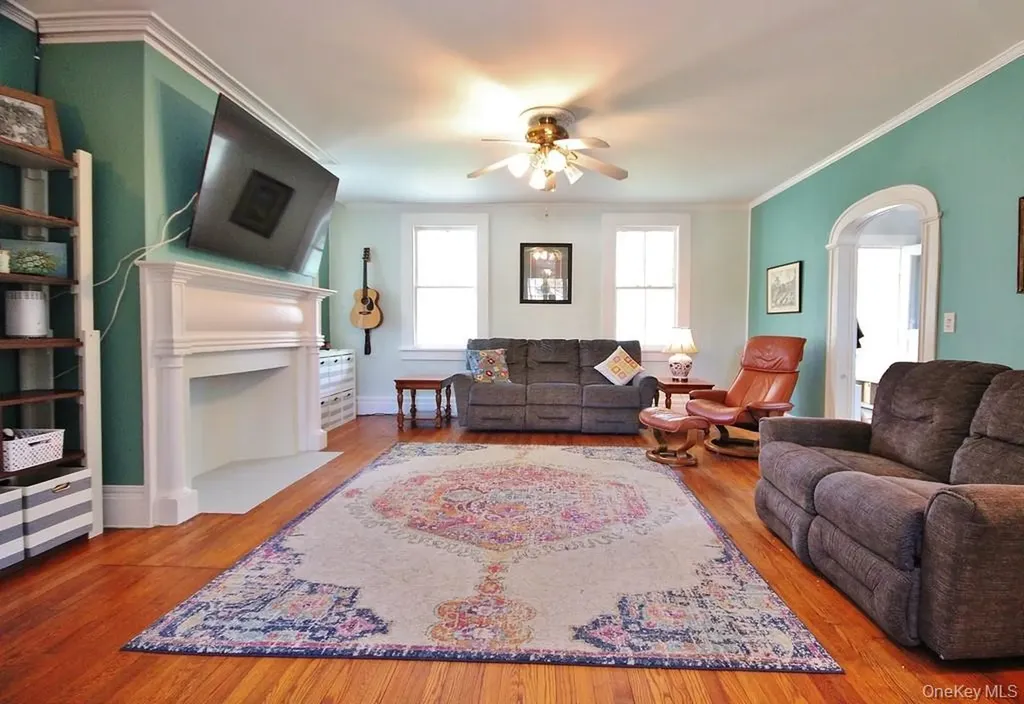 32 Old Glenham Road Beacon NY 12508
