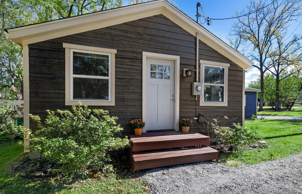 32 Old Glenham Road Beacon NY 12508