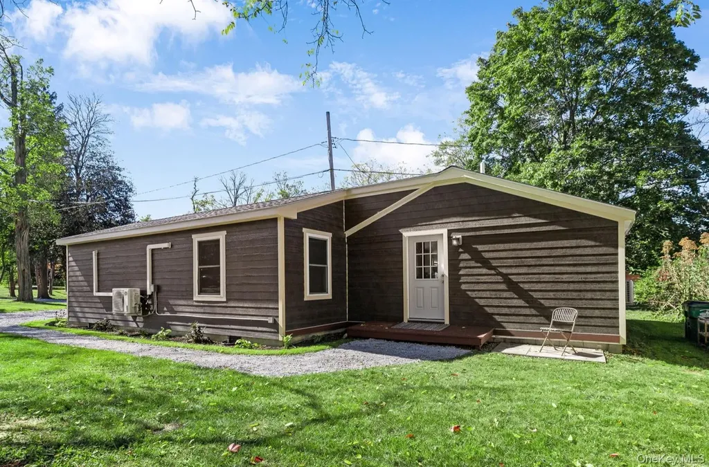 32 Old Glenham Road Beacon NY 12508