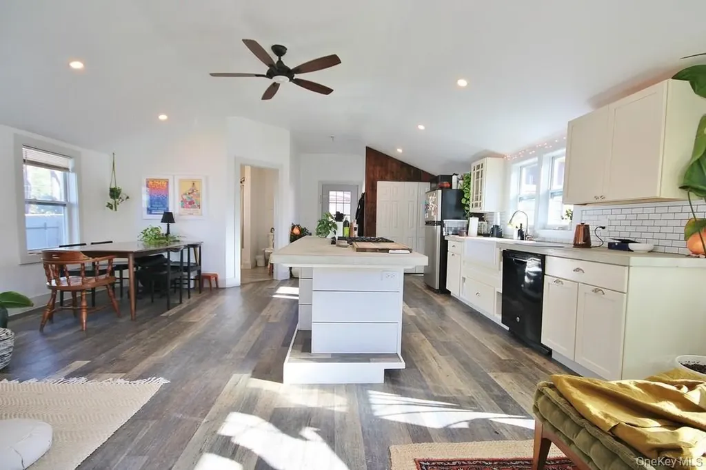 32 Old Glenham Road Beacon NY 12508