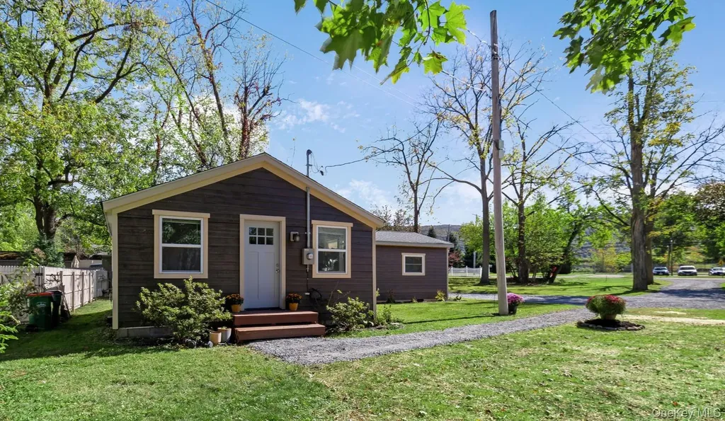 32 Old Glenham Road Beacon NY 12508