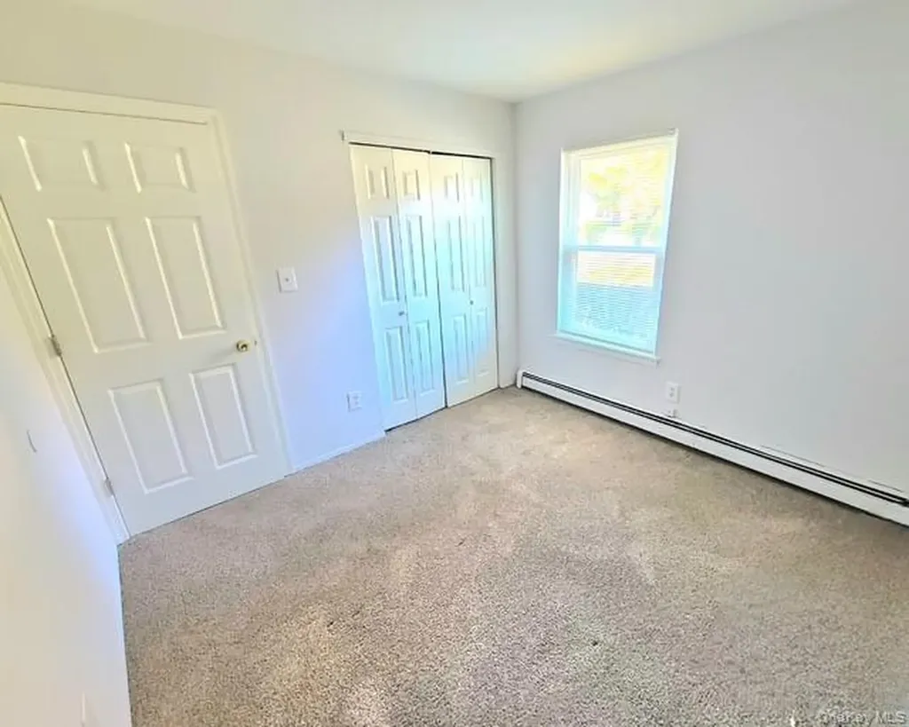 45 Malcolm Way Riverhead NY 11901