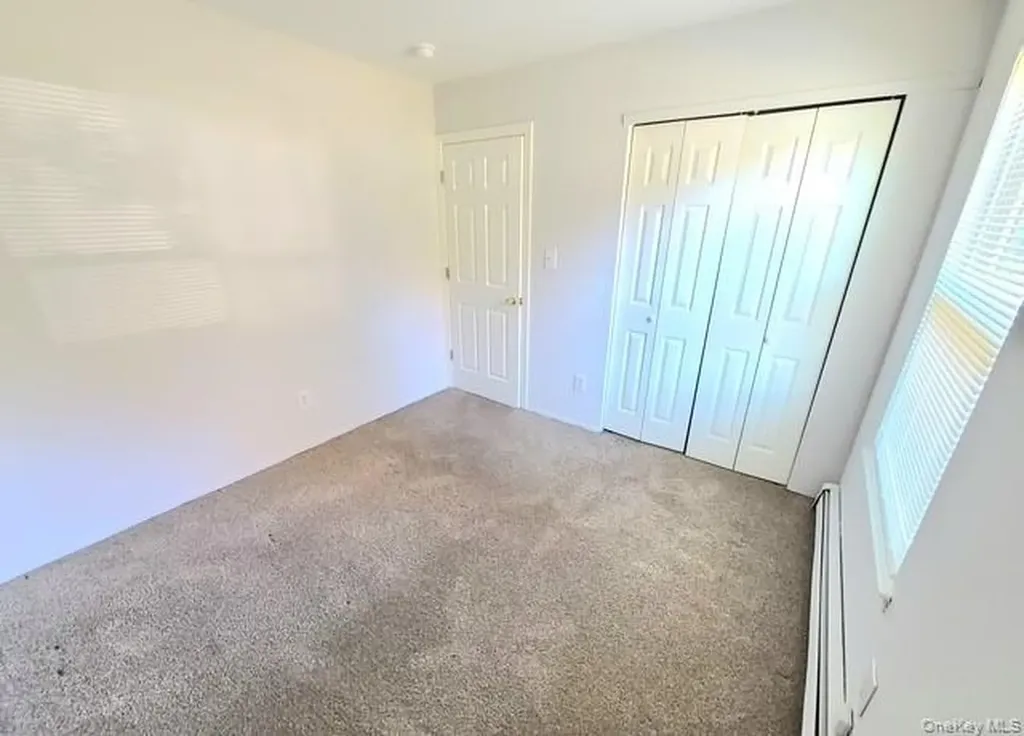 45 Malcolm Way Riverhead NY 11901