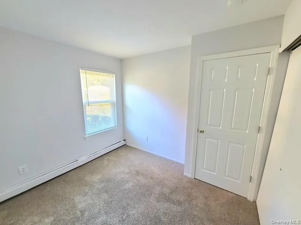 45 Malcolm Way Riverhead NY 11901