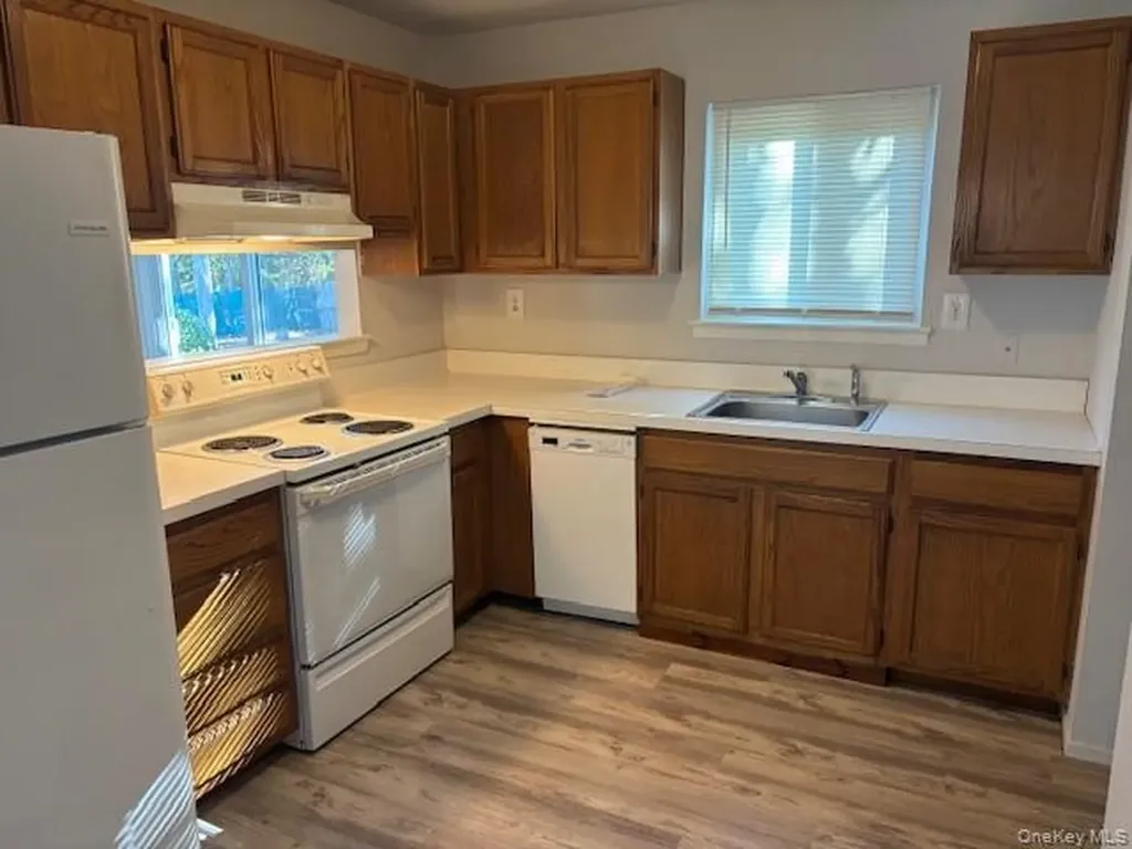 45 Malcolm Way Riverhead NY 11901
