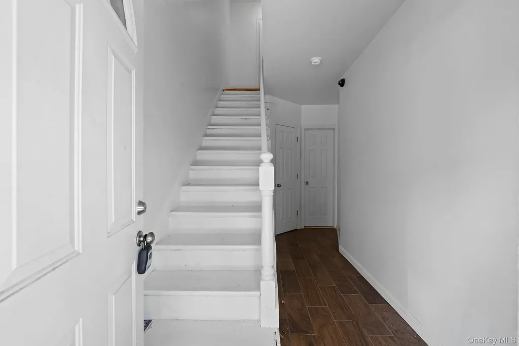 2037 Radcliff Avenue Bronx NY 10462