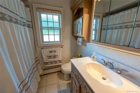 7 Babe Ruth Bay Shore NY 11706