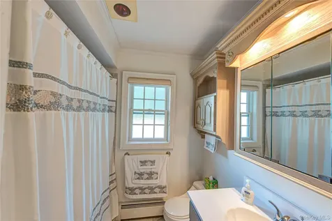 7 Babe Ruth Bay Shore NY 11706