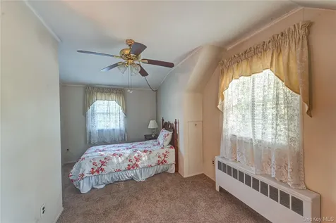 7 Babe Ruth Bay Shore NY 11706