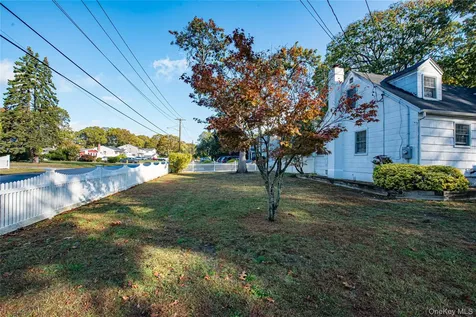 7 Babe Ruth Bay Shore NY 11706
