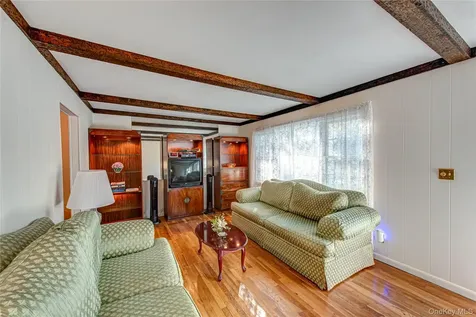 7 Babe Ruth Bay Shore NY 11706