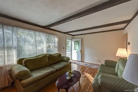 7 Babe Ruth Bay Shore NY 11706
