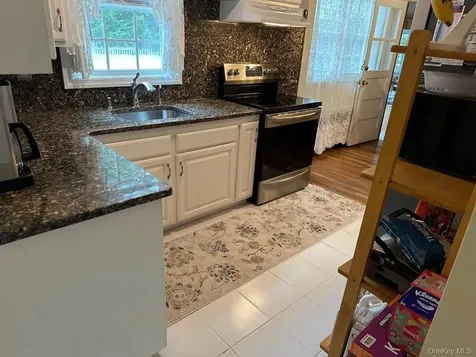 7 Babe Ruth Bay Shore NY 11706