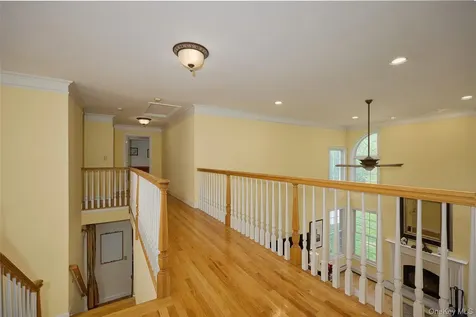 28 Heritage Court Tuxedo Park NY 10987