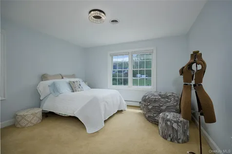 28 Heritage Court Tuxedo Park NY 10987