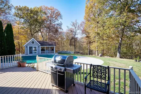 28 Heritage Court Tuxedo Park NY 10987