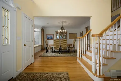 28 Heritage Court Tuxedo Park NY 10987