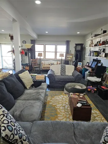 26 Mitchell Avenue Babylon NY 11702