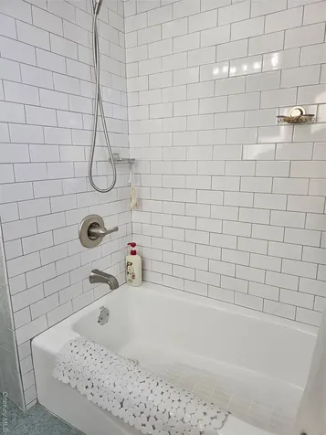 26 Mitchell Avenue Babylon NY 11702