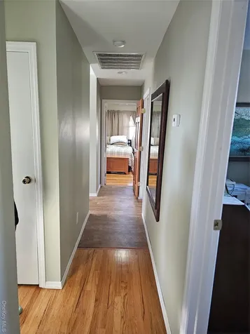 26 Mitchell Avenue Babylon NY 11702