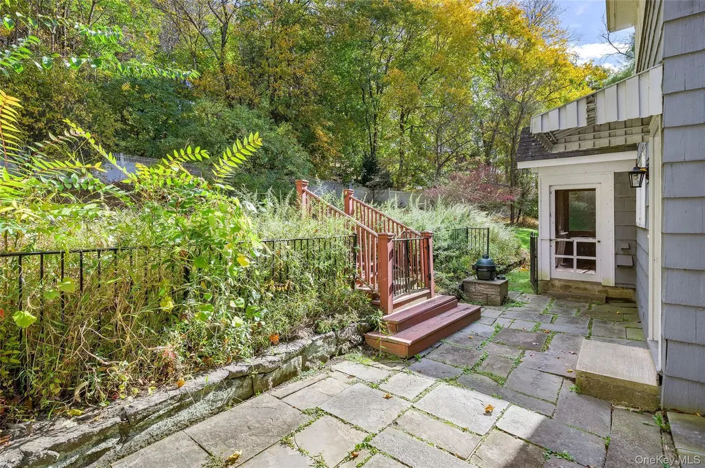 48 Mustato Road Katonah NY 10536